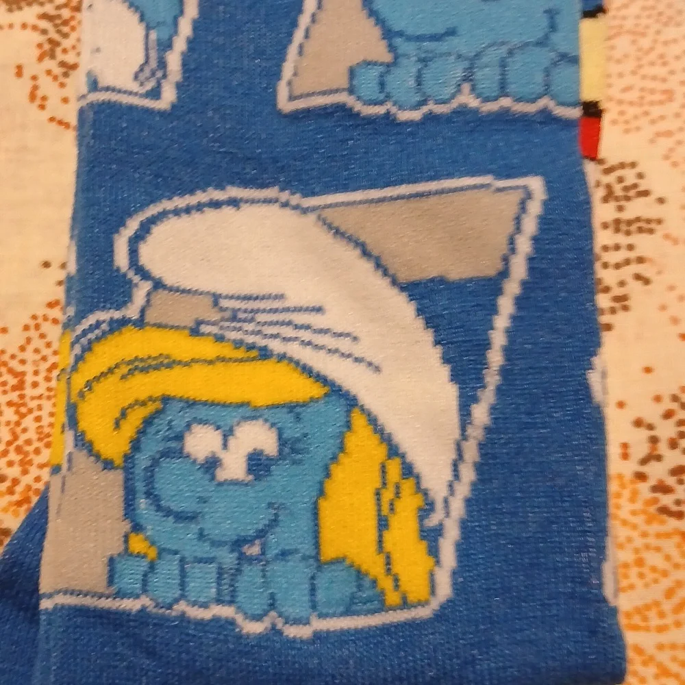THE SMURFS MENS SOCKS NWT 2 PAIR TOTAL
